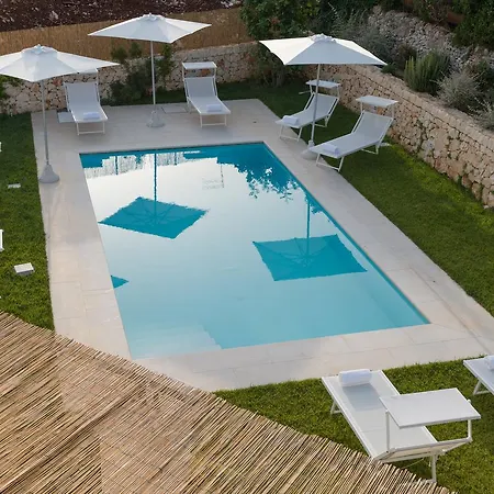 Bed & Breakfast Casale Ramunno 4*